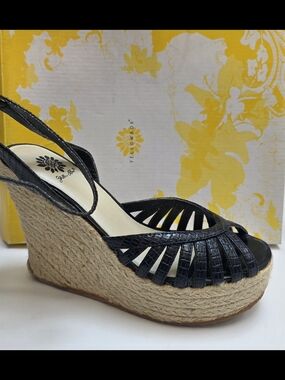 Yellow Box Black Woven Espadrille Platform Wedge Sandals Size 7.5